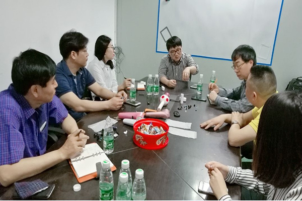 找专业的塑胶模具厂家——看看博腾纳 找专业的塑胶模具厂家——看看博腾纳