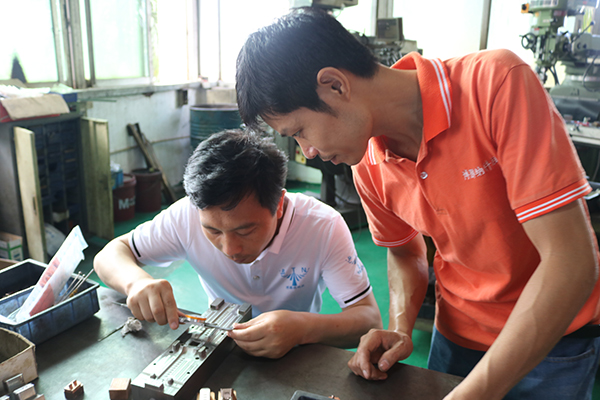 选择博腾纳做塑胶模具加工,好处多的你装不下! 选择博腾纳做塑胶模具加工,好处多的你装不下!