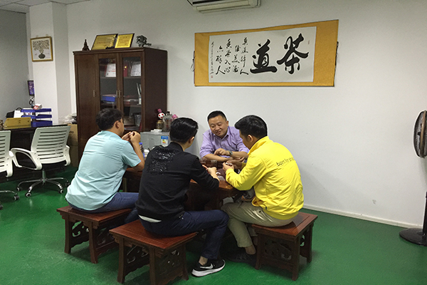 细心、仔细的塑胶模具制造厂家——深圳博腾纳 细心、仔细的塑胶模具制造厂家——深圳博腾纳